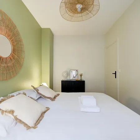 Hyper Centre - 6v - 2 - Wifi * Tours