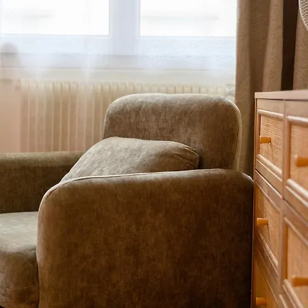 Hyper Centre - 6v - 2 - Wifi Tours