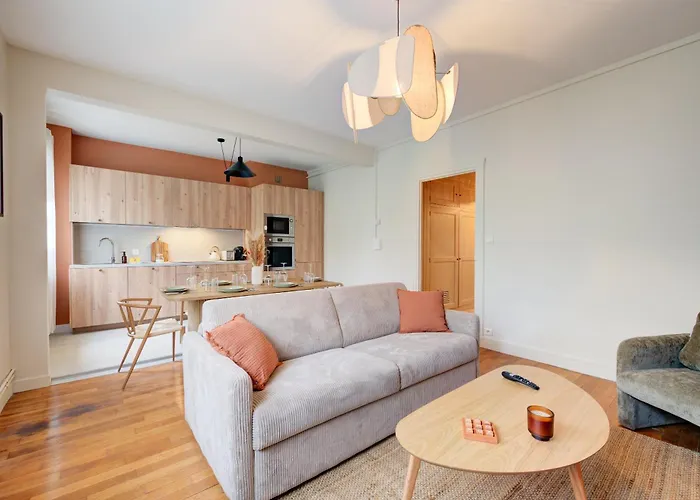 Hyper Centre - 6v - 2 - Wifi Апартаменты *