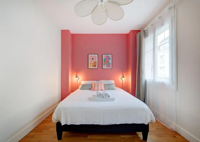 Hyper Centre - 6v - 2 - Wifi Апартаменты *